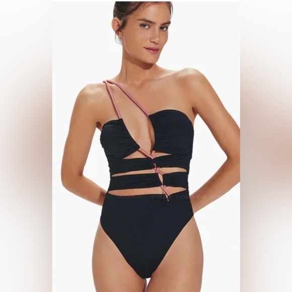 VIX ZAILA Solid Brazilian One-Piece Size Large NWT sexy, strapy bathing suit - Picture 1 of 8